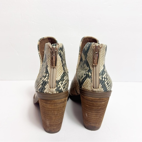 VINCE CAMUTO VC GIGIETTA SNEAKESKIN WOMEN BOOTS SIZE 6 NO BOX - Picture 3 of 8
